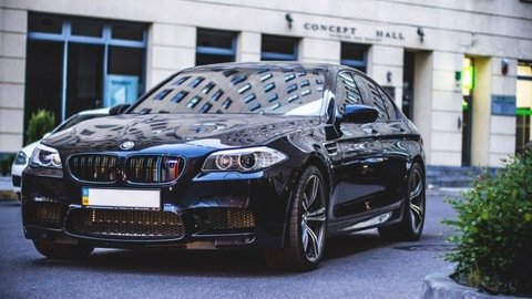 BMW M5 F10 эффектно попрощается с поклонниками